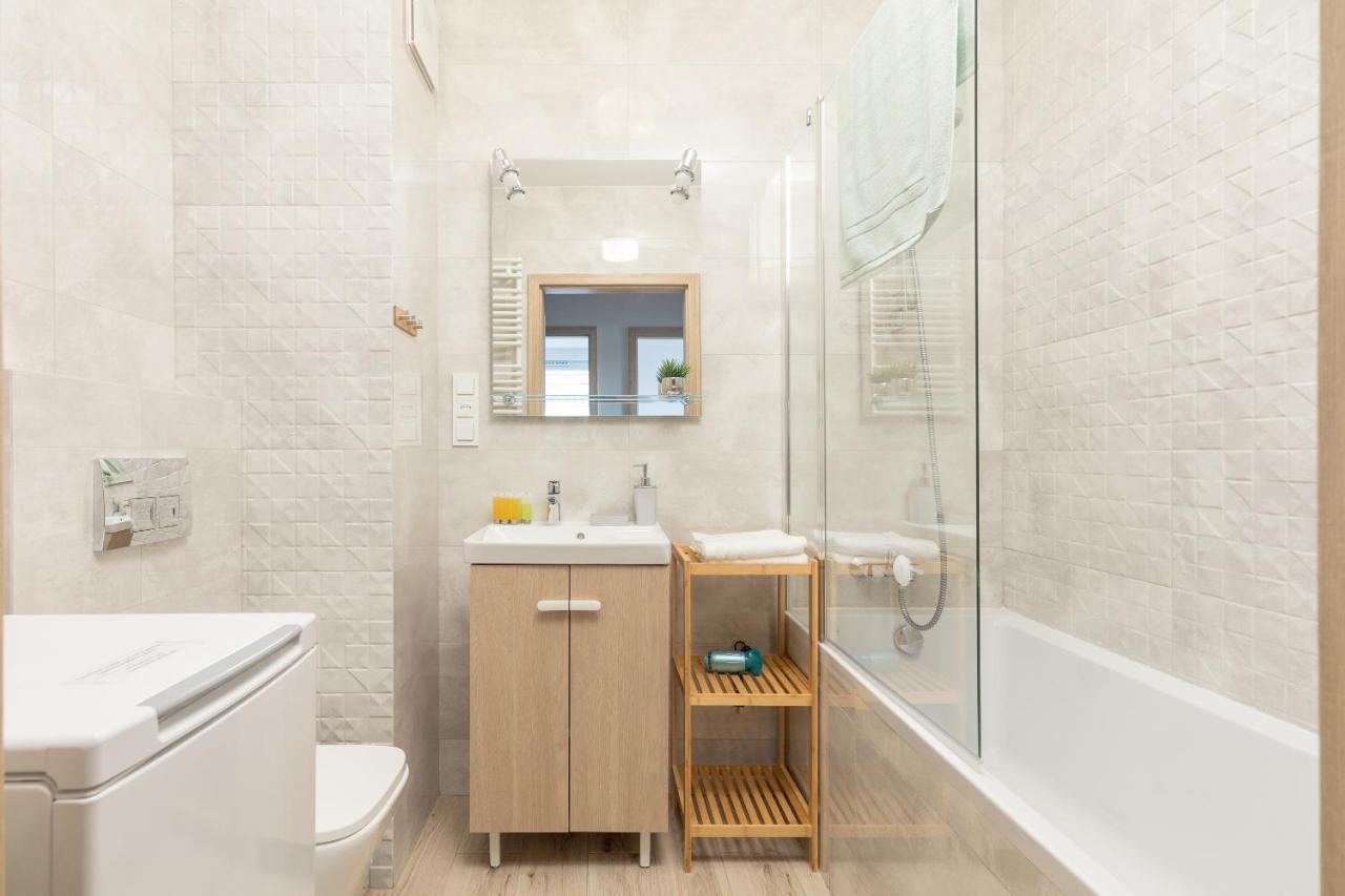 Metro Targowek Homely Apartment Warszawa Eksteriør billede