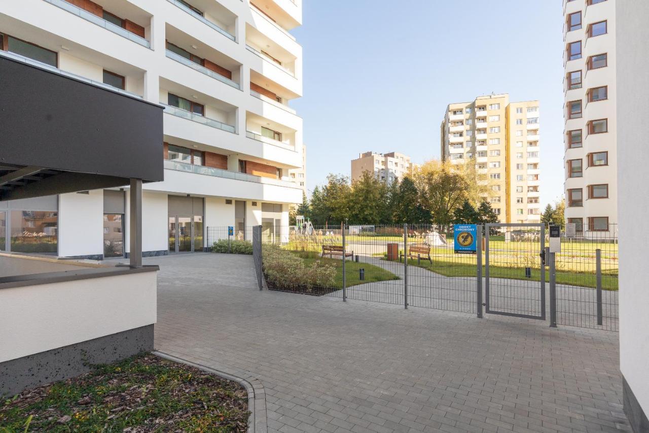 Metro Targowek Homely Apartment Warszawa Eksteriør billede