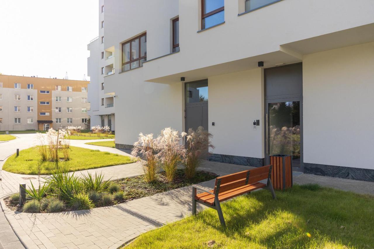 Metro Targowek Homely Apartment Warszawa Eksteriør billede